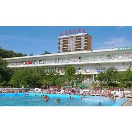 Hotel Riva 3*